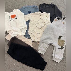 8 pcs! Baby boy bundle ! 4 Long sleeves, 3 bottoms and romper